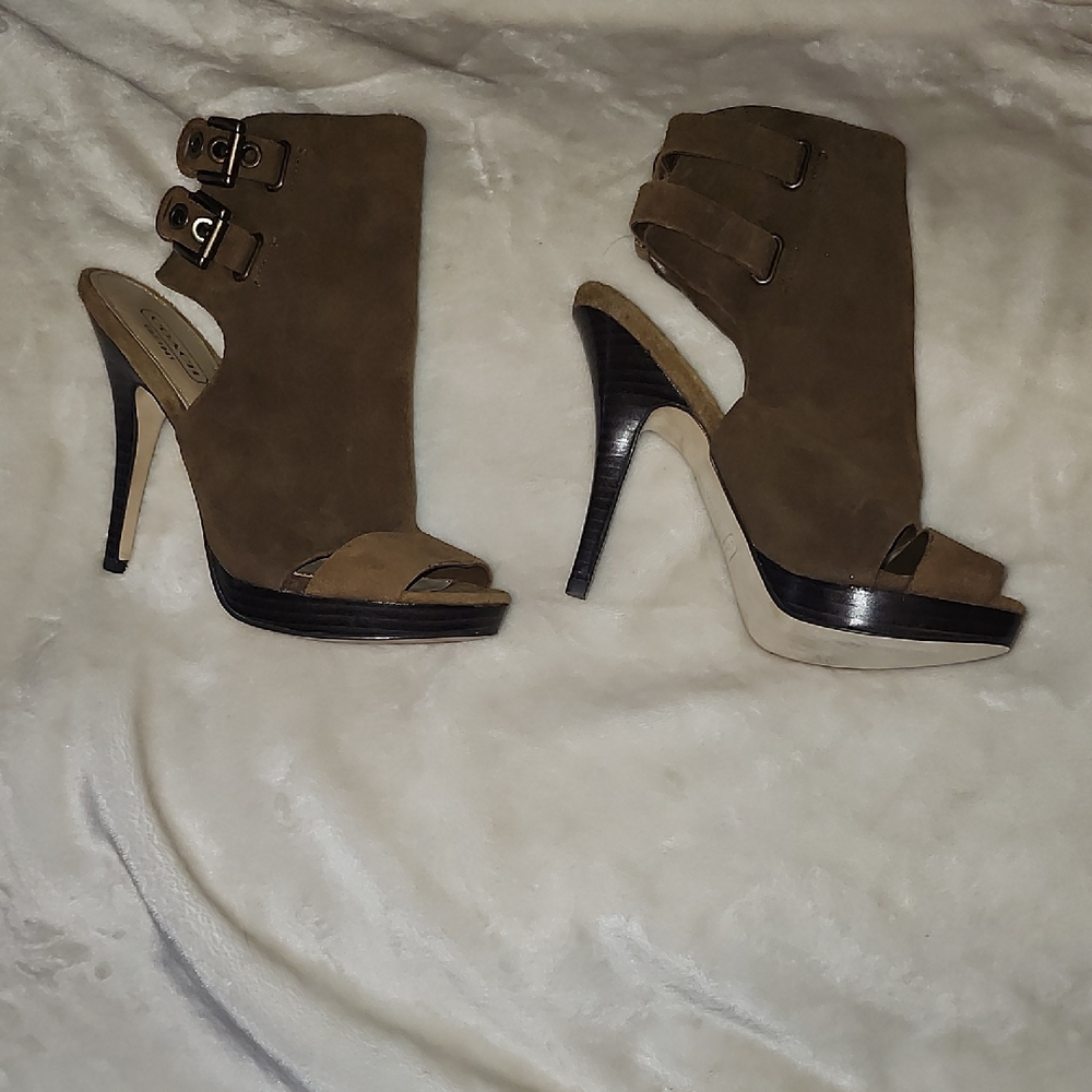 Coach Brown High Heel Heels with Sleek Silhouette